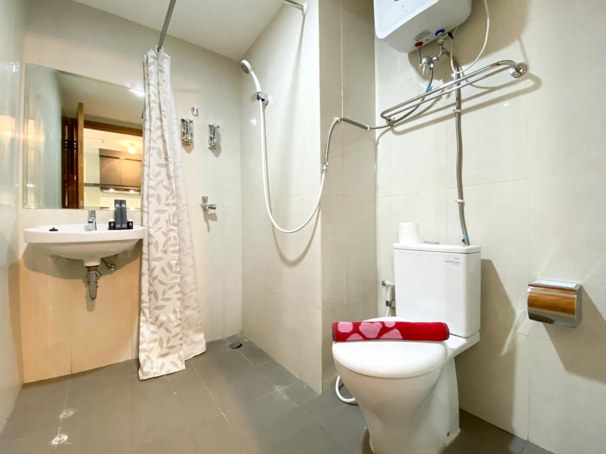 Apartemen Comfy At Gateway Park Lrt By Travelio *